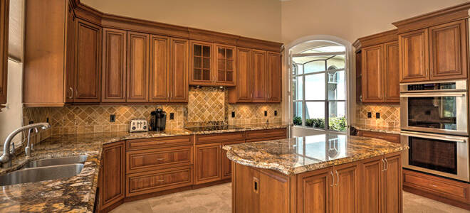 Как снять пленку с фасада кухни?