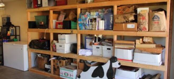 Как собрать стеллаж из дерева?