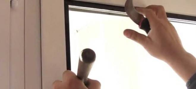 Как приподнять балконную пластиковую дверь?