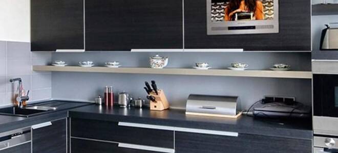 Как встроить телевизор в фасад кухни?