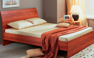 Как правильно собрать двуспальную кровать?